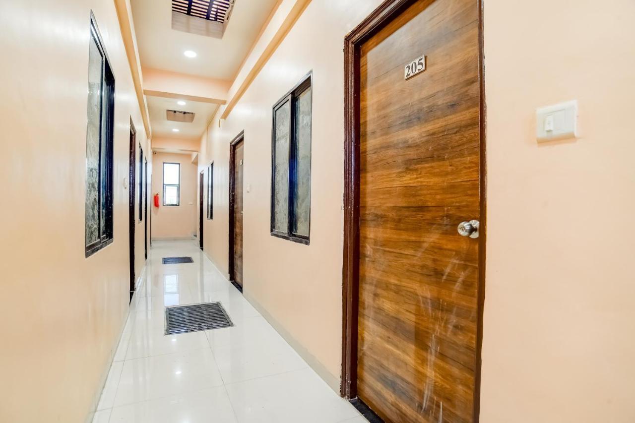 Spot On 76764 Hotel Lux Indore Exterior foto