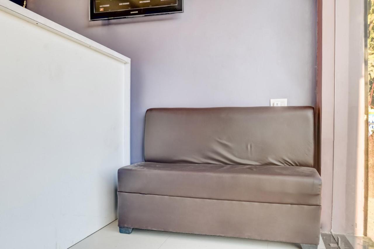 Spot On 76764 Hotel Lux Indore Exterior foto